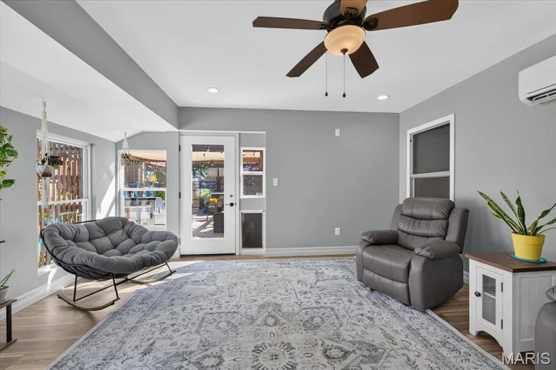 912 N Main Street, O'Fallon, MO 63366 — listing photo 24 of 62