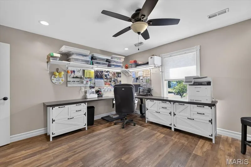 912 N Main Street, O'Fallon, MO 63366 — listing photo 28 of 62