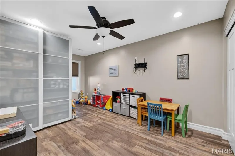 912 N Main Street, O'Fallon, MO 63366 — listing photo 30 of 62