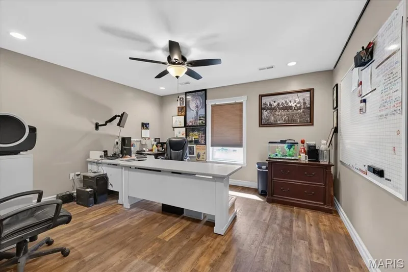 912 N Main Street, O'Fallon, MO 63366 — listing photo 33 of 62