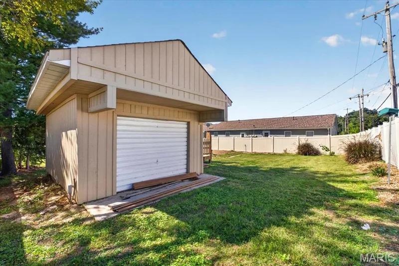 912 N Main Street, O'Fallon, MO 63366 — listing photo 44 of 62