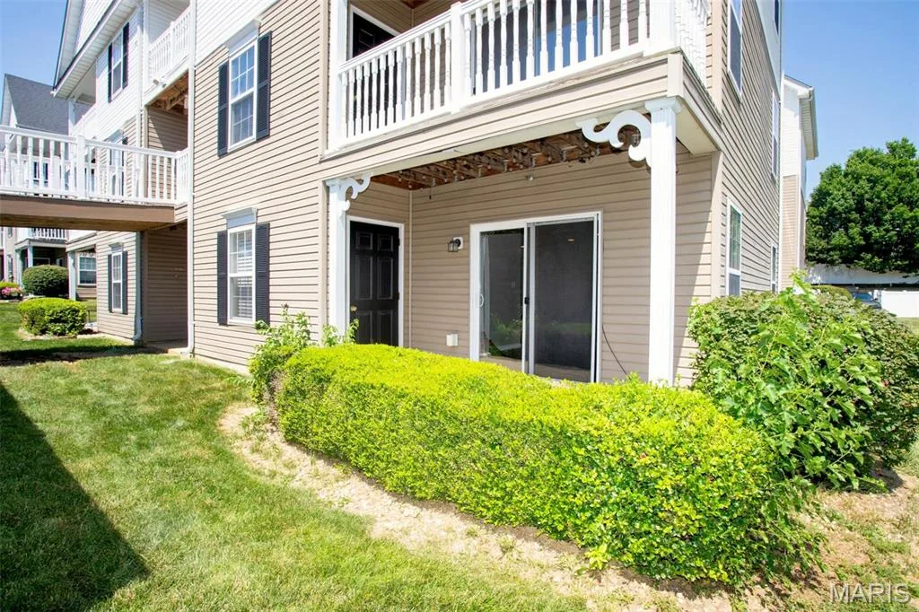 15103 Spring Creek Lane, O'Fallon, MO 63368 — listing photo 1 of 26