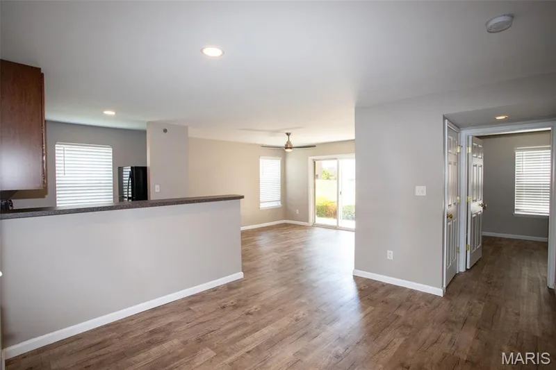 15103 Spring Creek Lane, O'Fallon, MO 63368 — listing photo 3 of 26