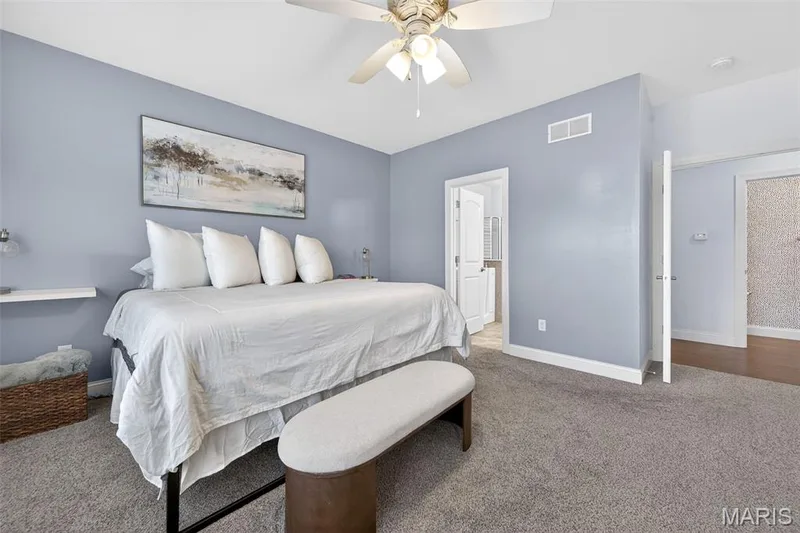 968 Ridgepointe Place Circle, Lake St. Louis, MO 63367 — listing photo 19 of 37
