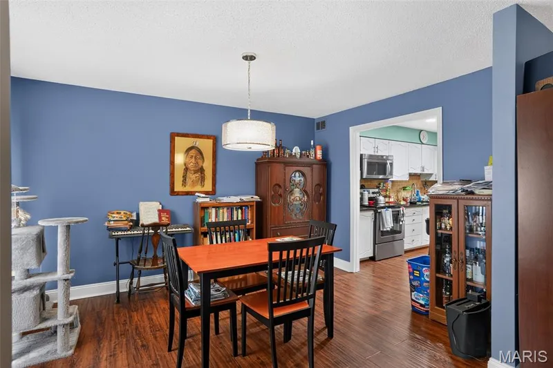 1525 Hampton Hall Drive #12, Chesterfield, MO 63017 — listing photo 11 of 26
