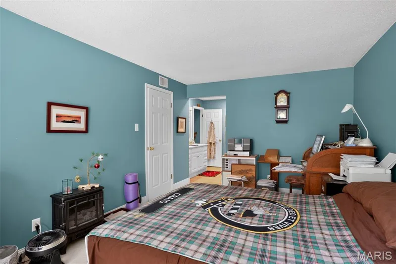 1525 Hampton Hall Drive #12, Chesterfield, MO 63017 — listing photo 17 of 26