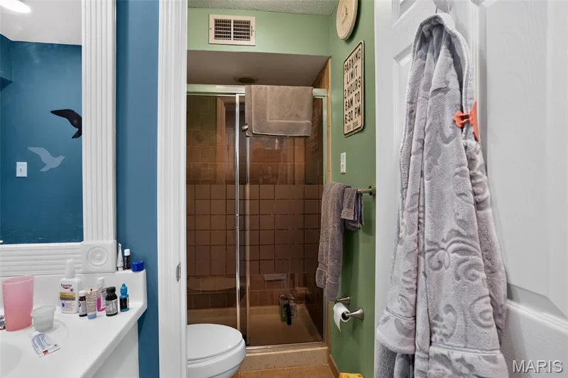 1525 Hampton Hall Drive #12, Chesterfield, MO 63017 — listing photo 20 of 26