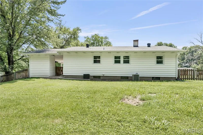 32 Highland Drive, St Charles, MO 63303 — listing photo 25 of 28