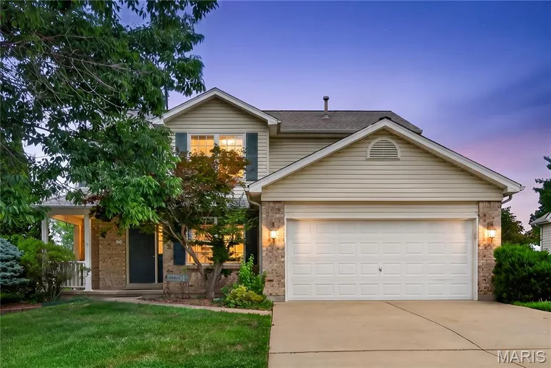 14 Spring Time Court, St Charles, MO 63303 — listing photo 1 of 47
