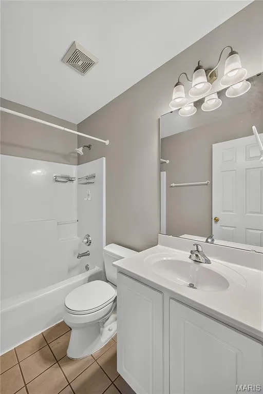 14 Spring Time Court, St Charles, MO 63303 — listing photo 23 of 47