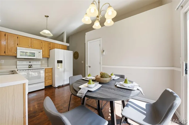 2510 Balaji Court, Wildwood, MO 63011 — listing photo 7 of 24