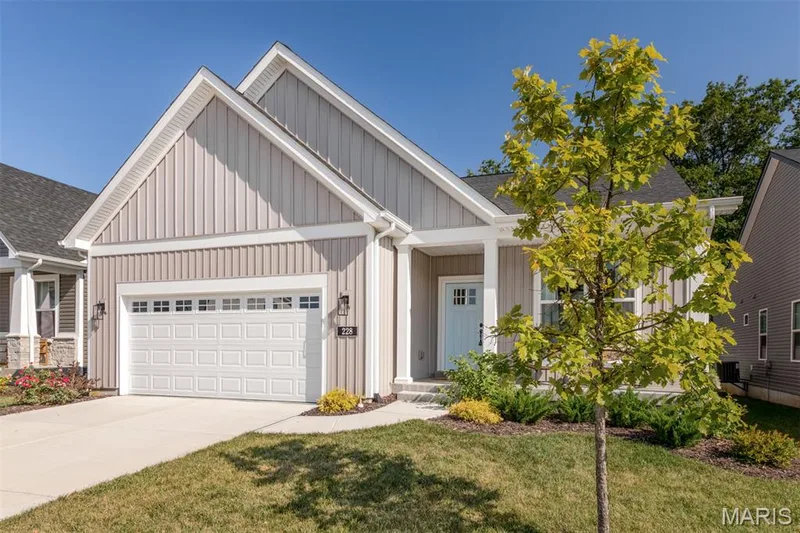228 Randlin Drive, O'Fallon, MO 63367 — listing photo 4 of 50