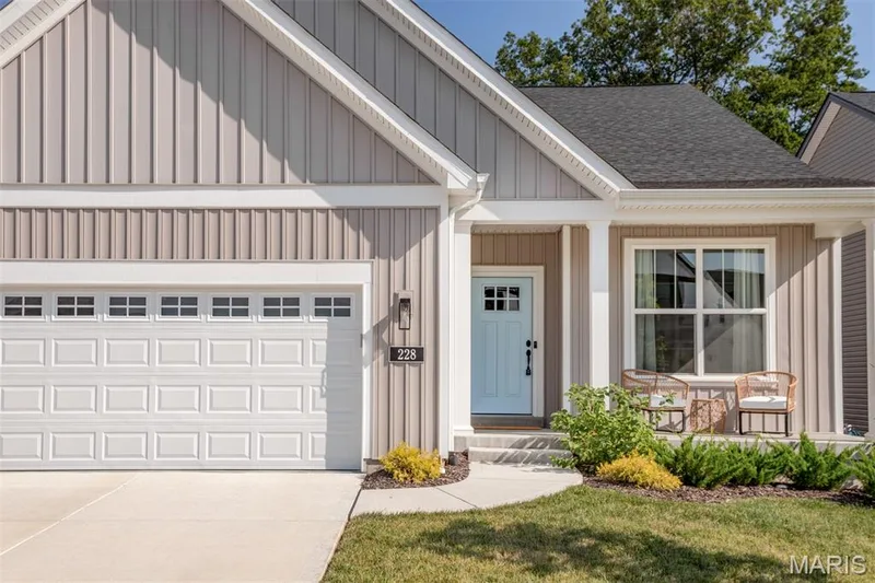 228 Randlin Drive, O'Fallon, MO 63367 — listing photo 5 of 50