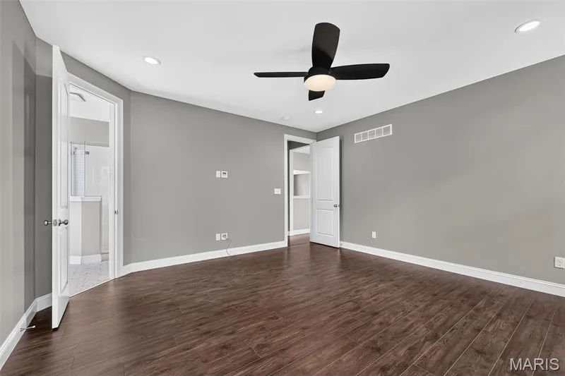401 Hamlet Court, O'Fallon, MO 63367 — listing photo 16 of 41