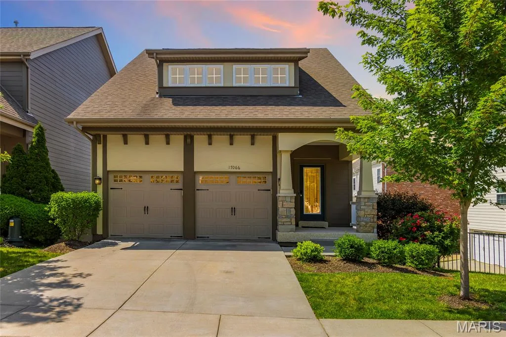 17066 Cambury Lane, Wildwood, MO 63040 — listing photo 1 of 25