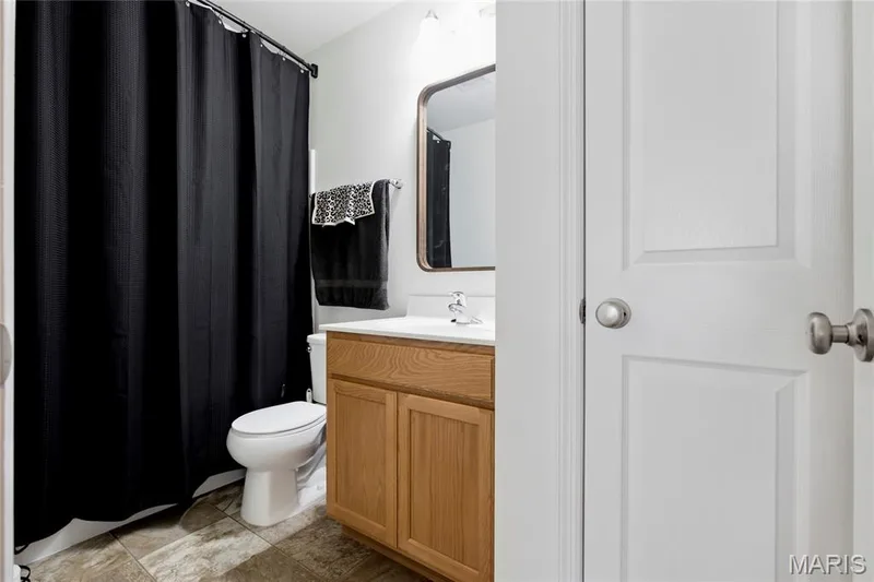 17066 Cambury Lane, Wildwood, MO 63040 — listing photo 15 of 25
