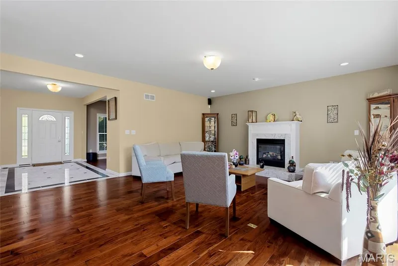314 Calliope Place, Chesterfield, MO 63017 — listing photo 4 of 39