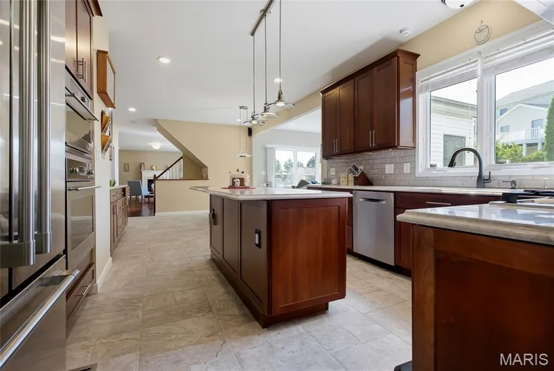 314 Calliope Place, Chesterfield, MO 63017 — listing photo 11 of 39