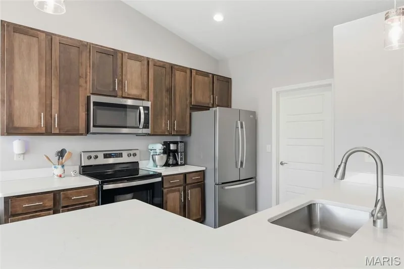 1100 Slapshot Drive, Foristell, MO 63348 — listing photo 15 of 45