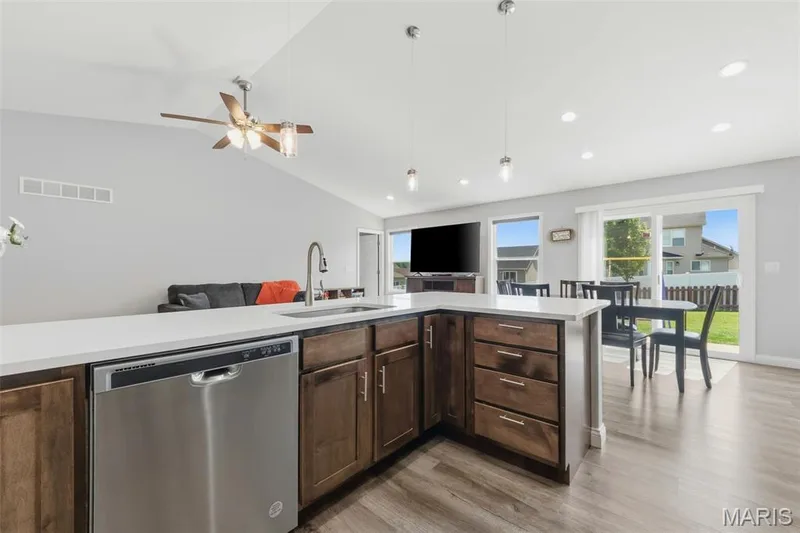 1100 Slapshot Drive, Foristell, MO 63348 — listing photo 20 of 45