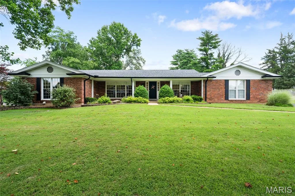 Home sits on .47 acres — 312 Diplomat Lane, Chesterfield, MO 63017