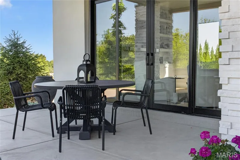 16529 Waterfront Avenue, Chesterfield, MO 63017 — listing photo 38 of 66