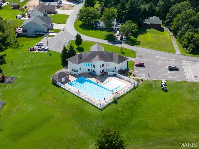 10967 Village Drive W, Foristell, MO 63348 — listing photo 13 of 41