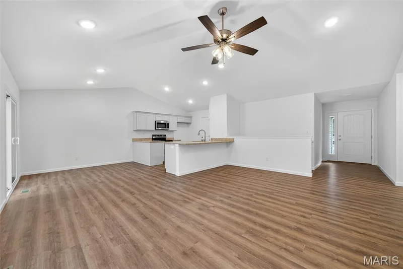 10967 Village Drive W, Foristell, MO 63348 — listing photo 26 of 41