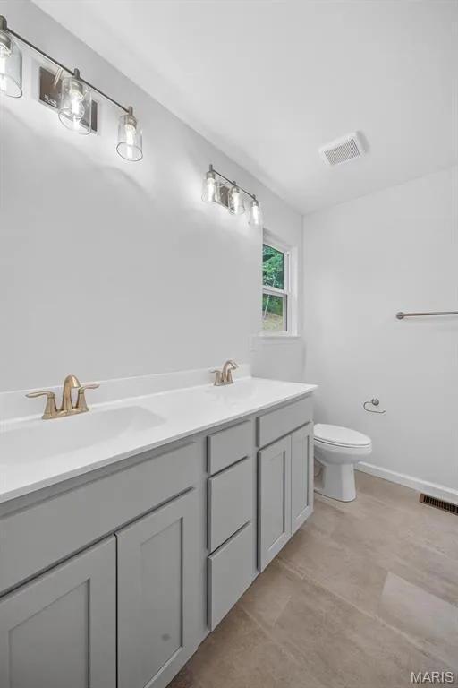 10967 Village Drive W, Foristell, MO 63348 — listing photo 32 of 41