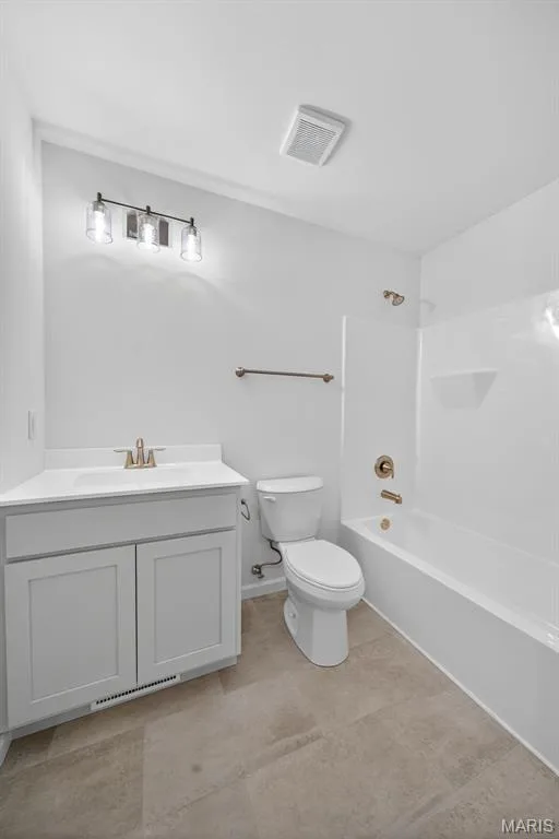 10967 Village Drive W, Foristell, MO 63348 — listing photo 36 of 41