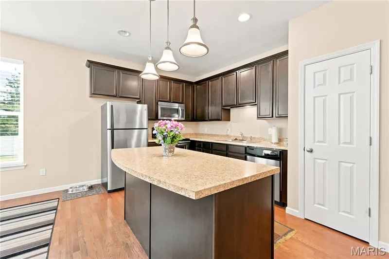 226 City Gate Lane, St Charles, MO 63303 — listing photo 6 of 24
