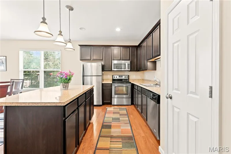 226 City Gate Lane, St Charles, MO 63303 — listing photo 7 of 24