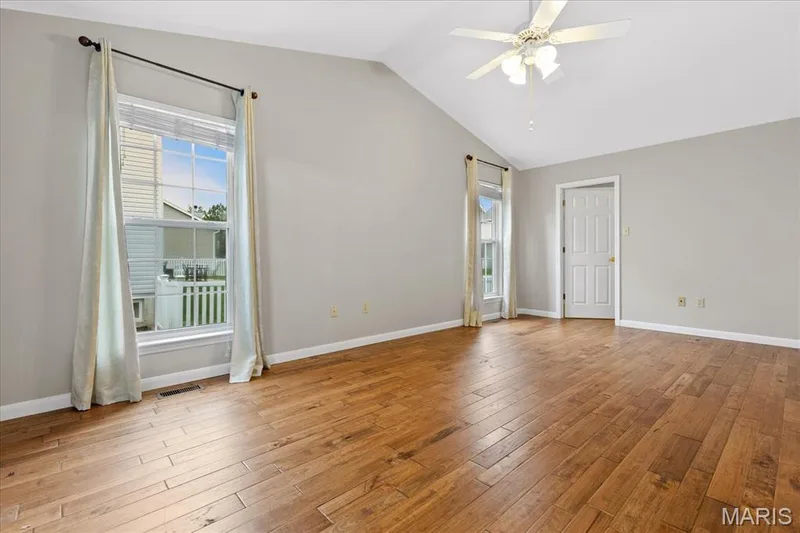8010 Knights Crossing Drive, O'Fallon, MO 63368 — listing photo 14 of 33