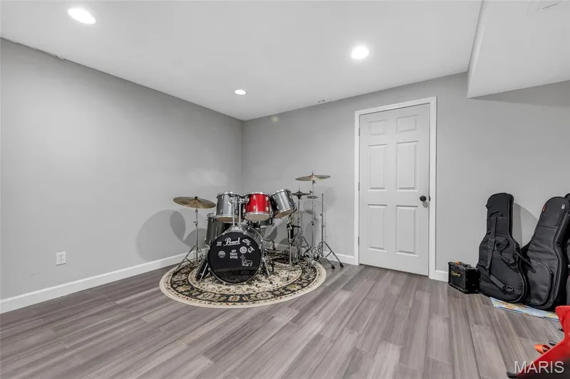 Possible guest sleeping area — 501 Oxborough Court, Cottleville, MO 63376