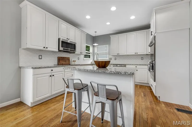 501 Oxborough Court, Cottleville, MO 63376 — listing photo 15 of 52