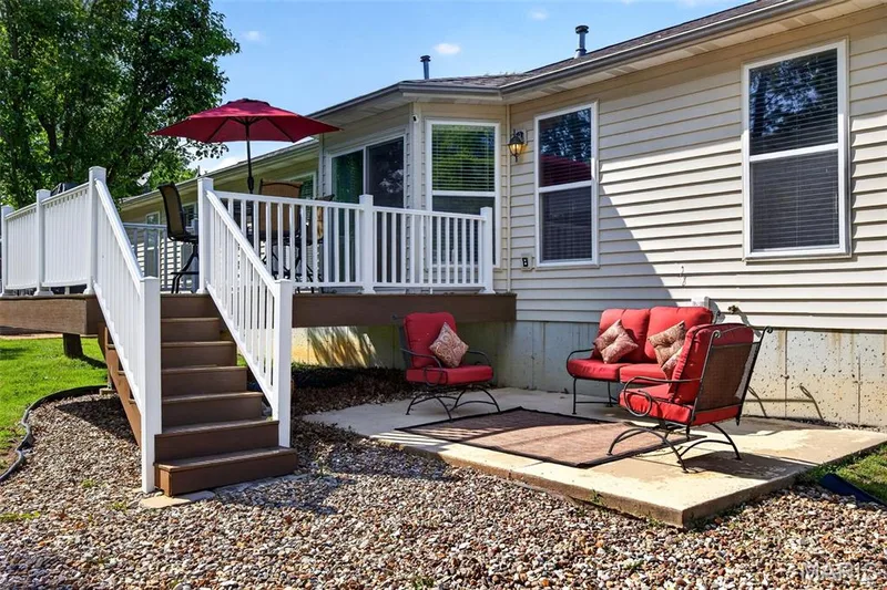 30 Hunting Manor Drive, St Charles, MO 63303 — listing photo 29 of 36