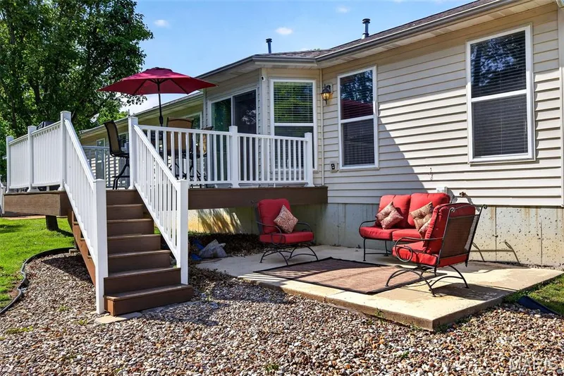 30 Hunting Manor Drive, St Charles, MO 63303 — listing photo 30 of 36