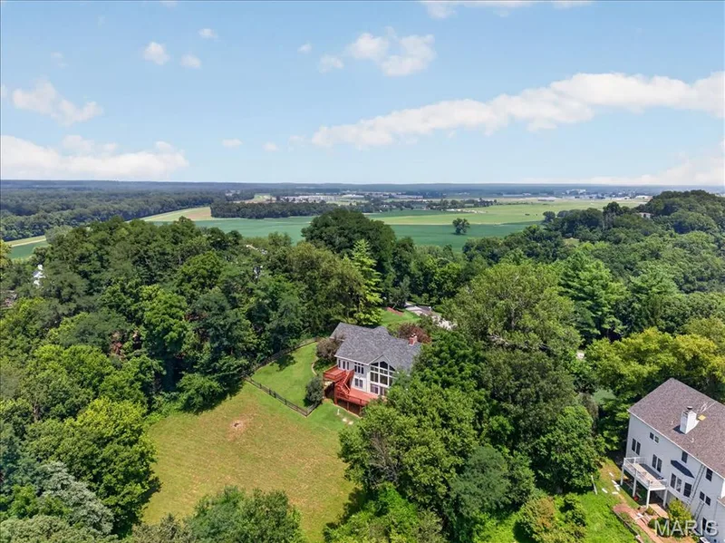 277 Larimore Valley Drive, Wildwood, MO β listing photo 1