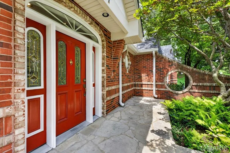 277 Larimore Valley Drive, Wildwood, MO 63005 — listing photo 3 of 49
