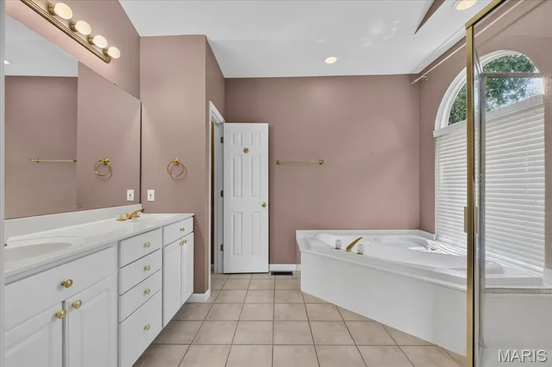 277 Larimore Valley Drive, Wildwood, MO 63005 — listing photo 20 of 49
