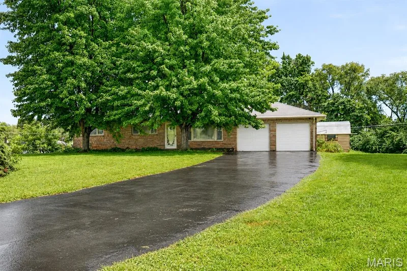 7 Wayne Street, St Charles, MO 63301 — listing photo 34 of 43