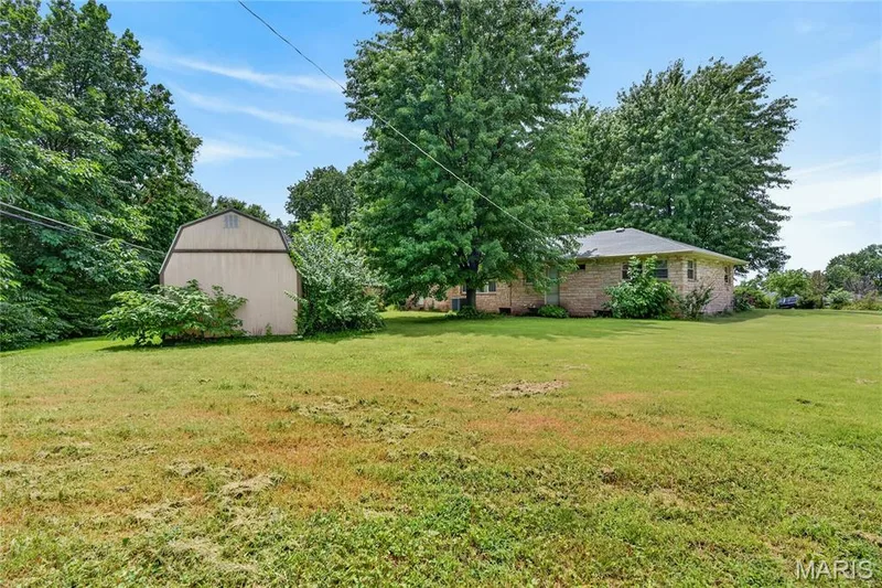 7 Wayne Street, St Charles, MO 63301 — listing photo 35 of 43