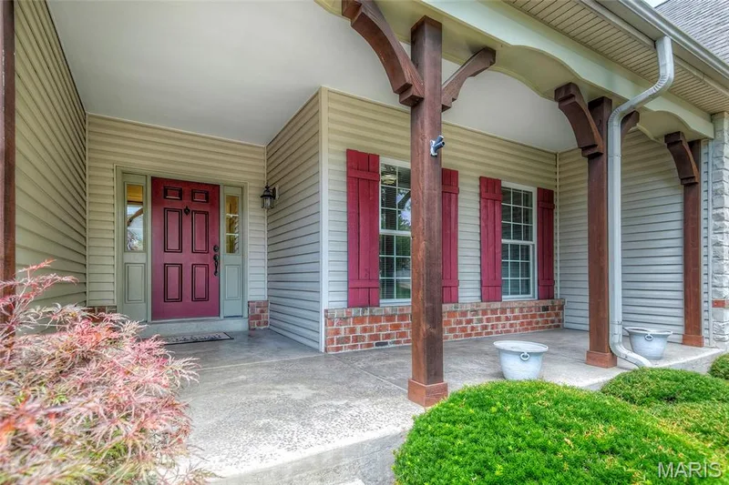 Enter sheer luxury! — 1209 Silver Fern Drive, Lake St. Louis, MO 63367