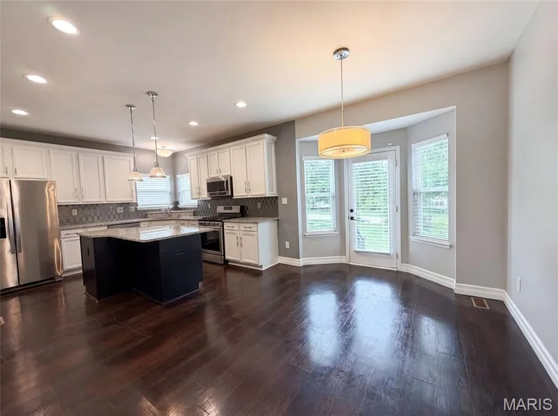 virtually staged — 819 Harding Street, St Peters, MO 63376