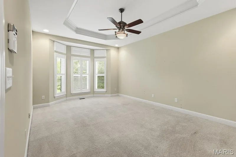 Large primary bedroom with large 3 window bay — 14 Burgundy Place Drive, Dardenne Prairie, MO 63368