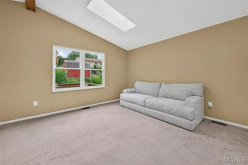 1719 Foxglove Drive, St Charles, MO 63303 — listing photo 7 of 38