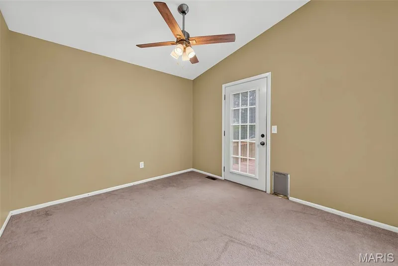 1719 Foxglove Drive, St Charles, MO 63303 — listing photo 10 of 38
