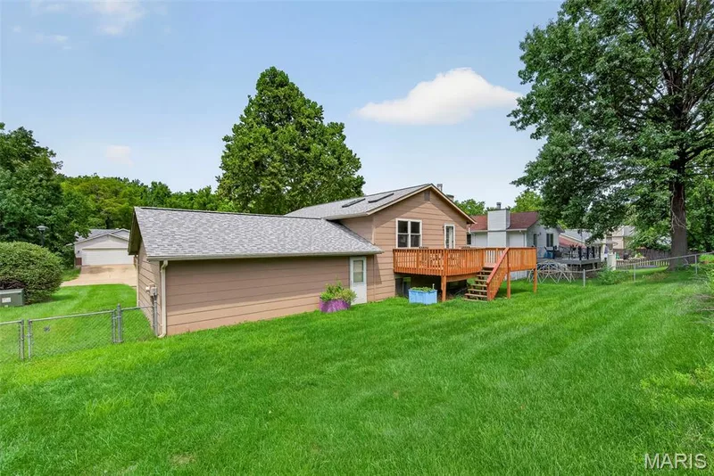Spacious fenced in backyard! — 1719 Foxglove Drive, St Charles, MO 63303