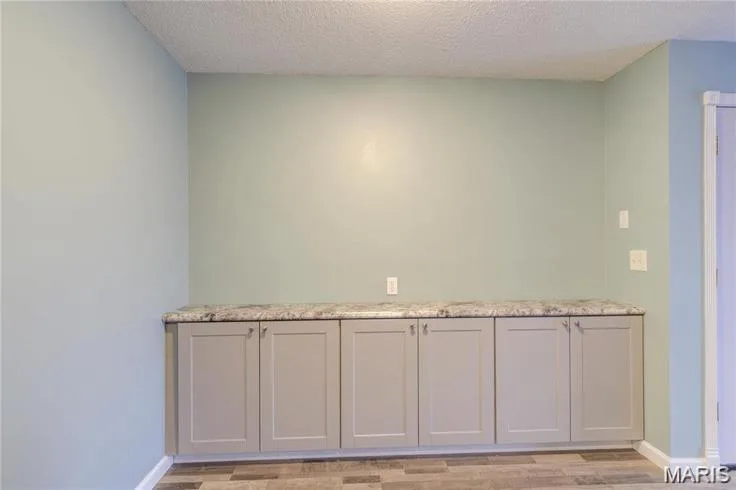 1430 Summergate Parkway #J, St Charles, MO 63303 — listing photo 9 of 22