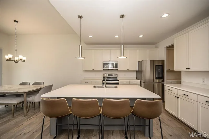 325 Gailin Drive, Lake St. Louis, MO 63367 — listing photo 12 of 58
